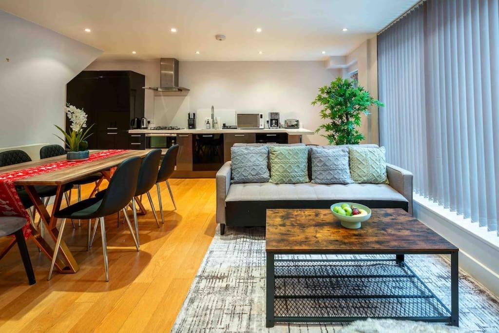 Sweet 3Brs House Close To Oxford & Soho Londen Buitenkant foto