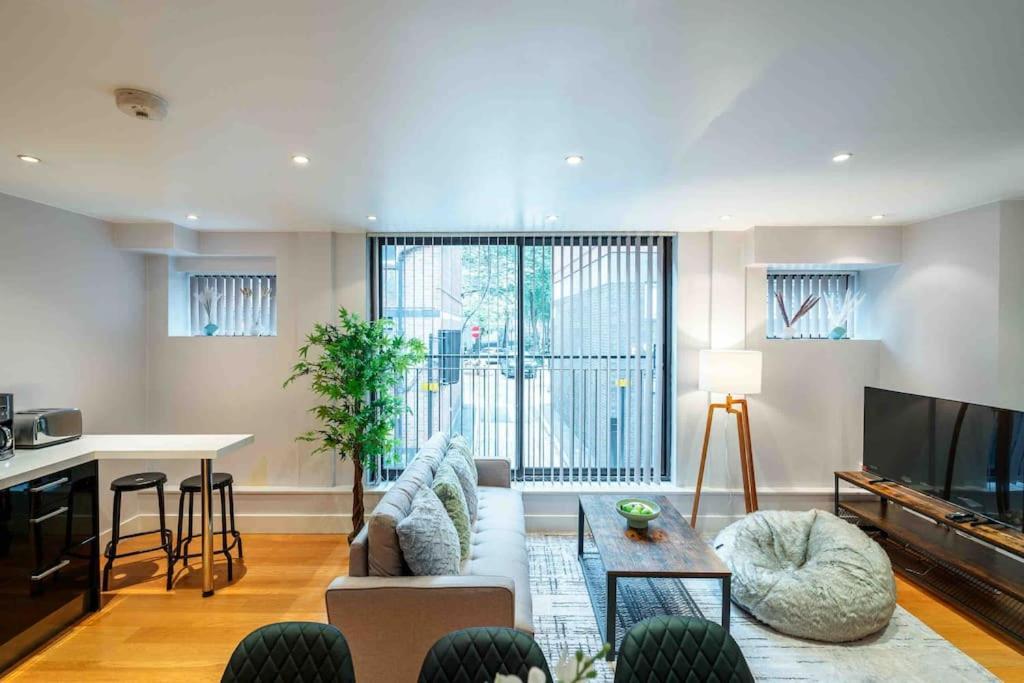 Sweet 3Brs House Close To Oxford & Soho Londen Buitenkant foto